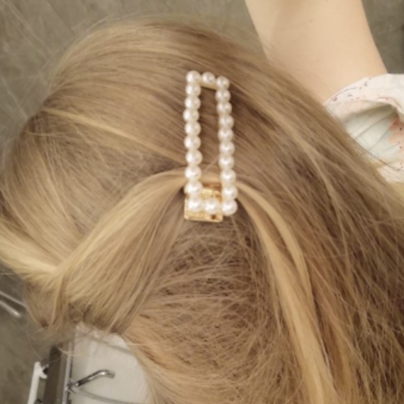 Set of 2 Pearl Hair Barrette Clip - Picture 7 of 7